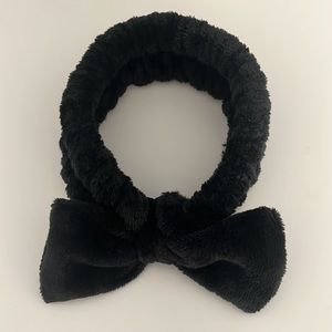 Black Fleece Elastic Face Wash Spa Headband with Bow
